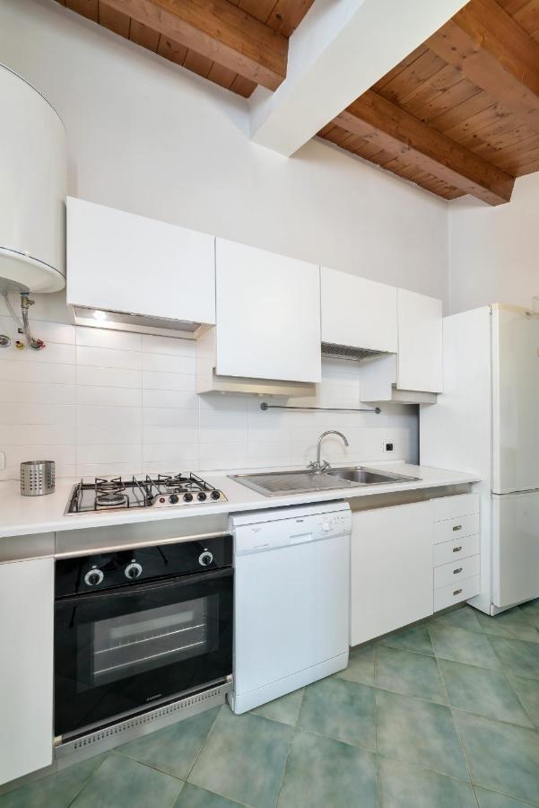 Archimede, Appartamento Con Vista In Centro A Marina Di Ragusa Zewnętrze zdjęcie