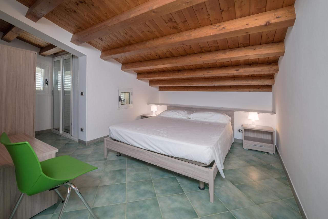 Archimede, Appartamento Con Vista In Centro A Marina Di Ragusa Zewnętrze zdjęcie