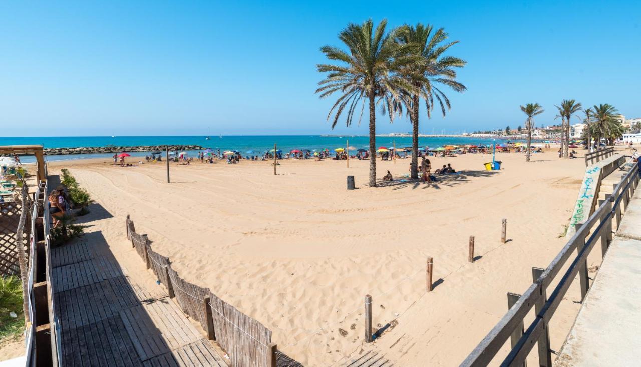 Archimede, Appartamento Con Vista In Centro A Marina Di Ragusa Zewnętrze zdjęcie
