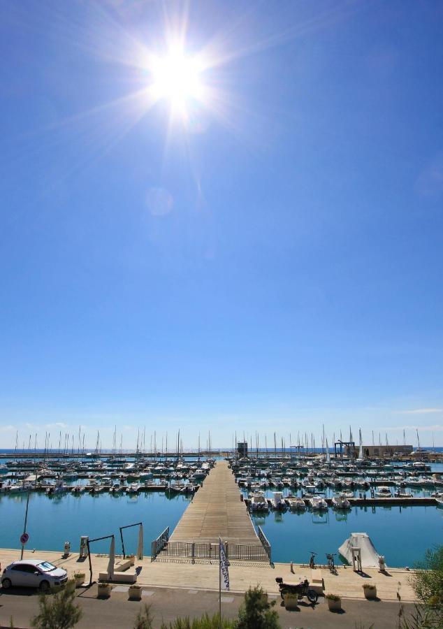 Archimede, Appartamento Con Vista In Centro A Marina Di Ragusa Zewnętrze zdjęcie